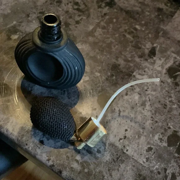 Older perfume atomizer - Picture 4 of 4